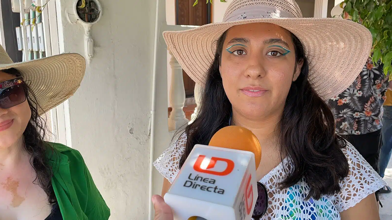 Turista originaria de Chihuahua vota en casilla especial de Mazatlán