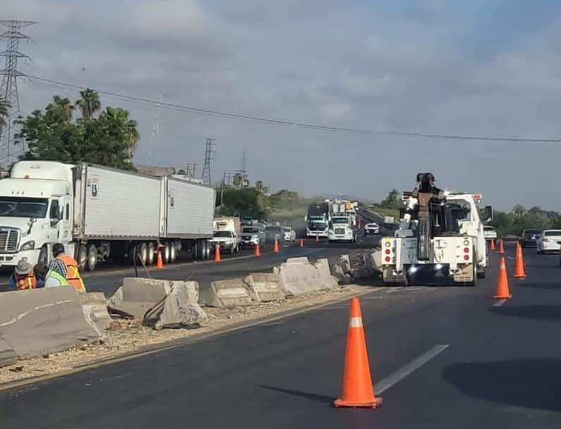 área cerrada donde ocurrió incendio de tráiler