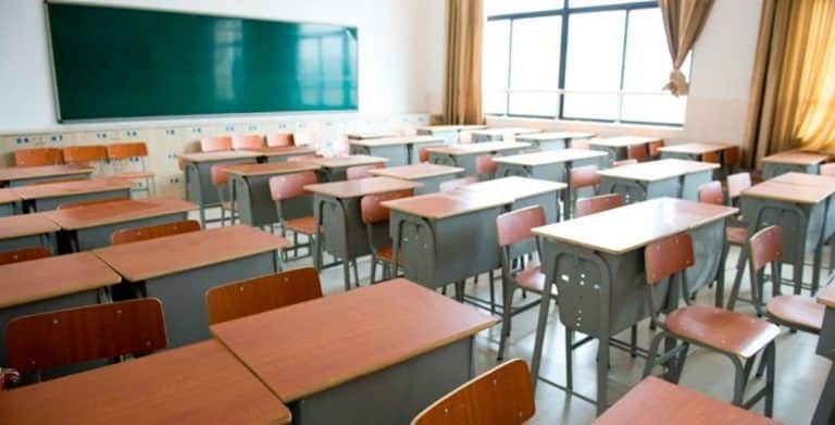 Aula de clases vacía