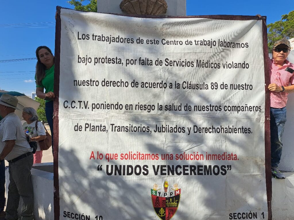 Trabajadores de Pemex manifestándose