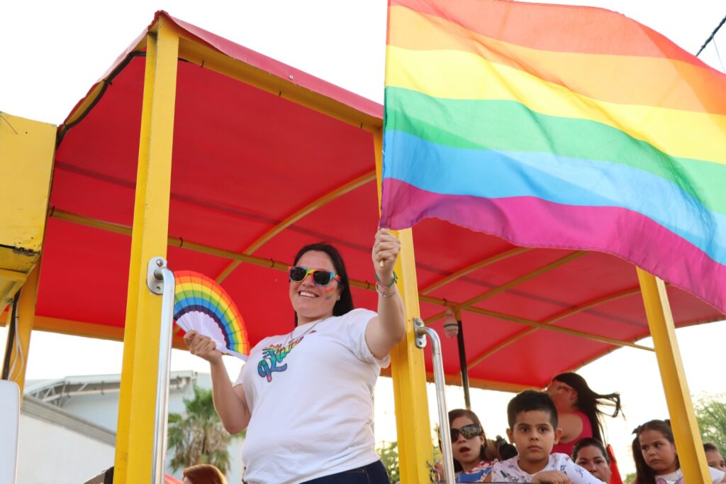 Marcha de la diversidad en Badiraguato.