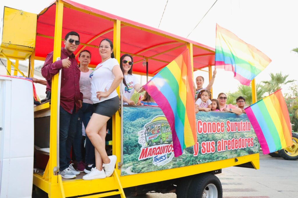 Marcha de la diversidad en Badiraguato.