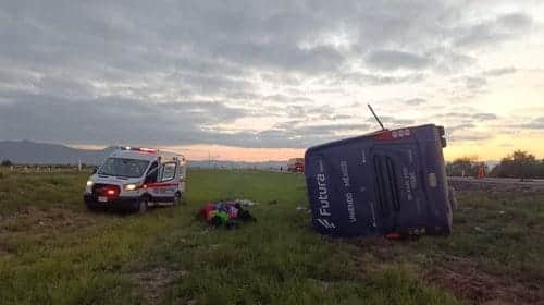 Accidente vial en Galeana deja ocho muertos y 19 lesionados