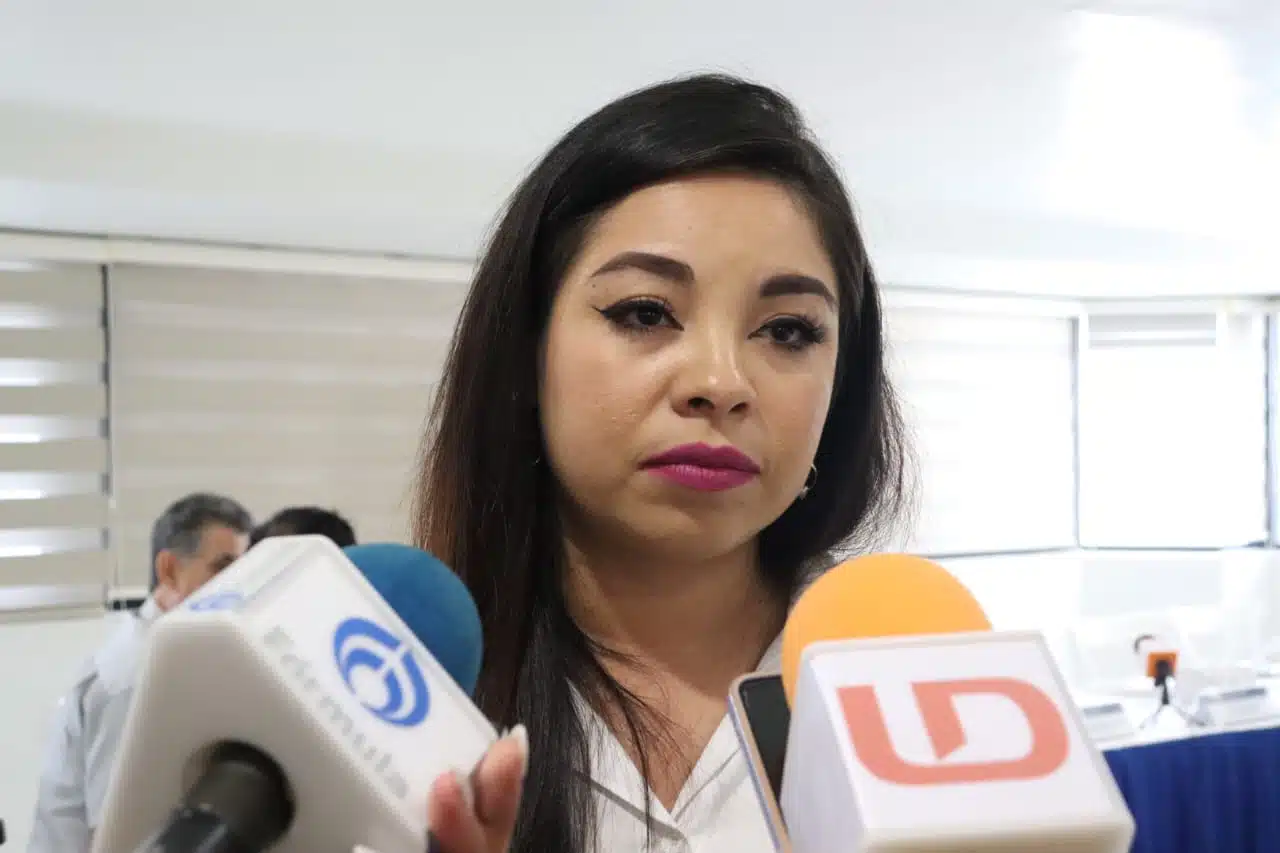 Adriana Berenice habla con Línea Directa y medios de Mazatlán