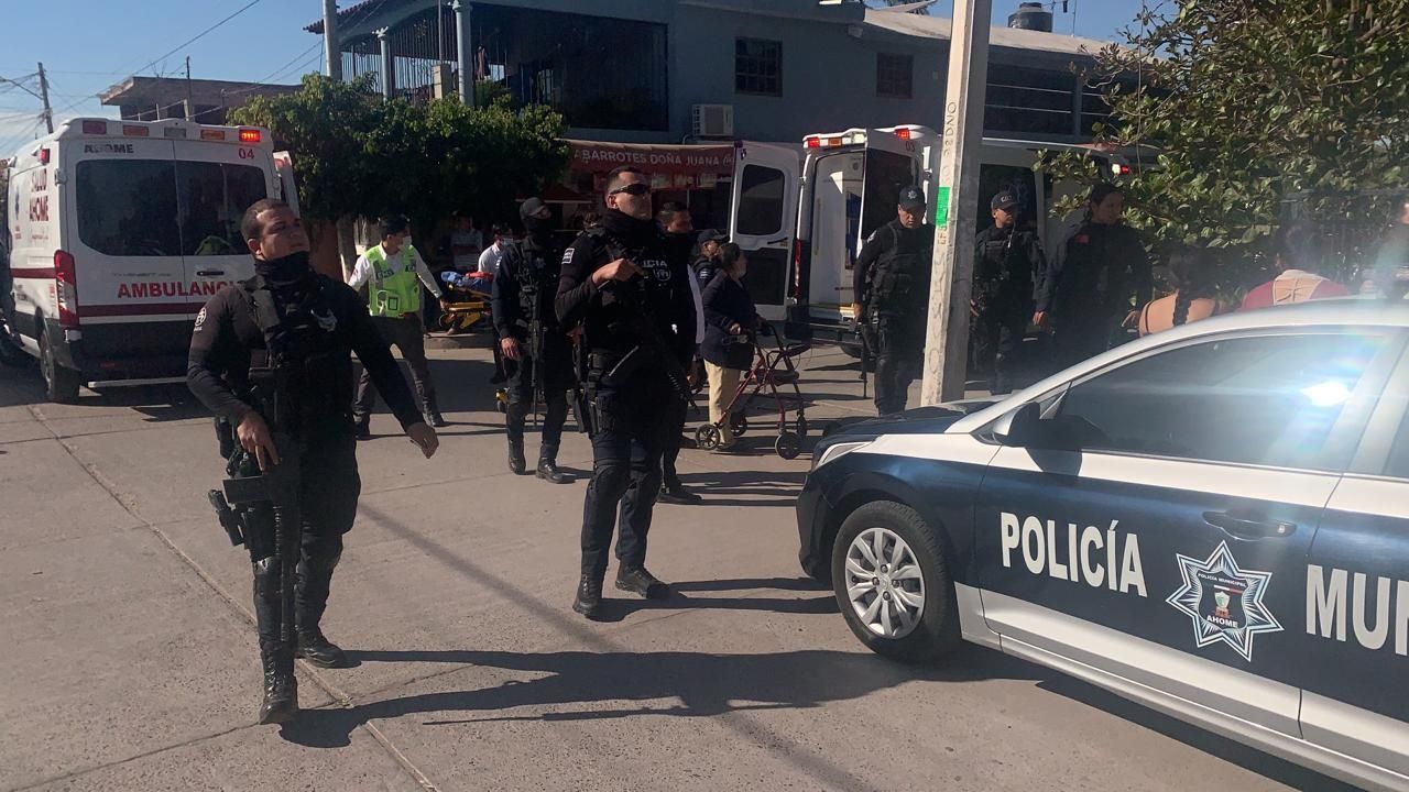 Agentes de la Policía Municipal de El Fuerte