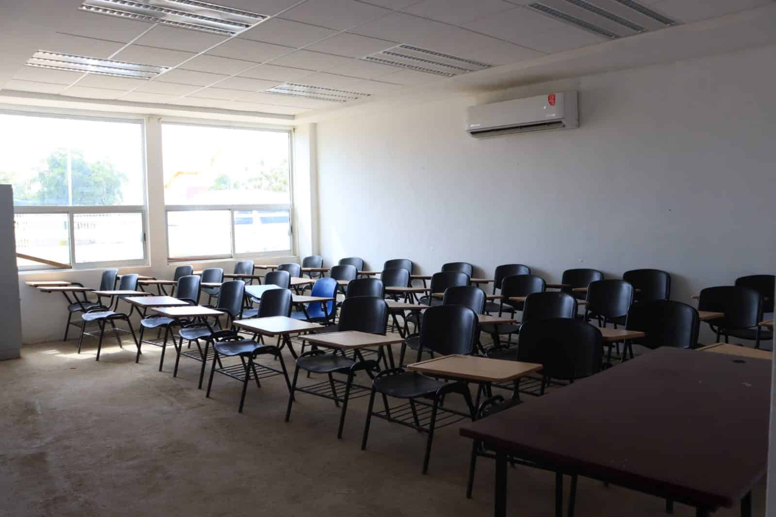 Aula del Cecyte en Mazatlán