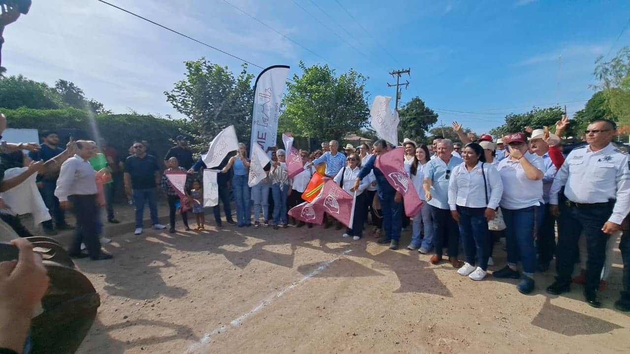 Banderazo de inicio de la pavimentación