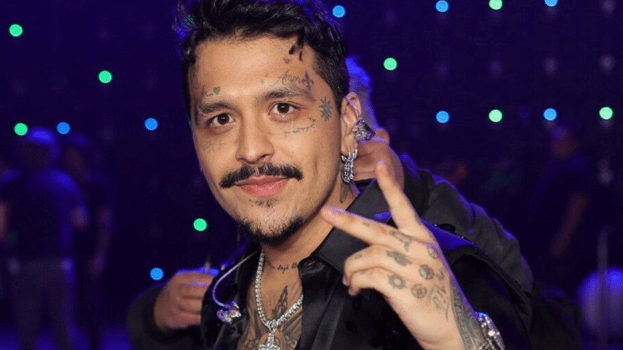 Christian Nodal asegura que no le interesa aclarar rumores en redes sociales