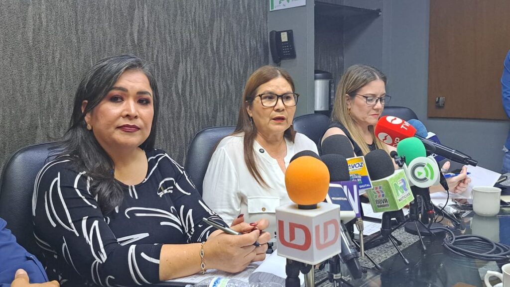 Diputada federal Anaya Ayala y la senadora Imelda Castro