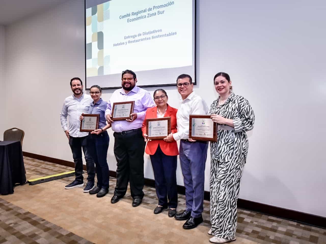 Codesin entrega el “Distintivo hotel sustentable” y “Distintivo de Restaurante sustentable” en Mazatlán