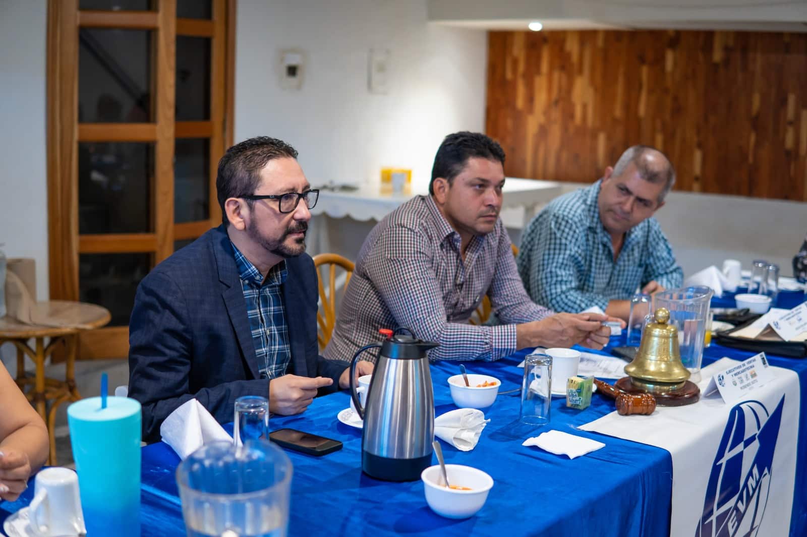 Ahuizotl López Apodaca da a conocer la iniciativa de las becas Santander