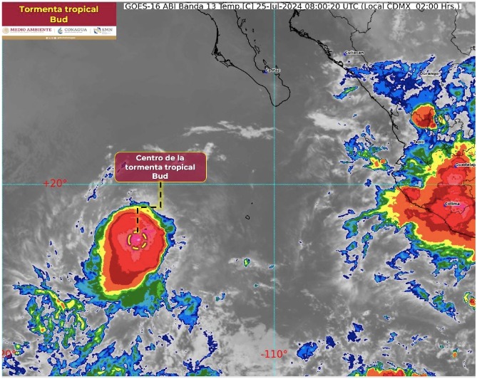 En este punto marca el SMN la posición de la tormenta tropical Bud en el océano Pacífico.