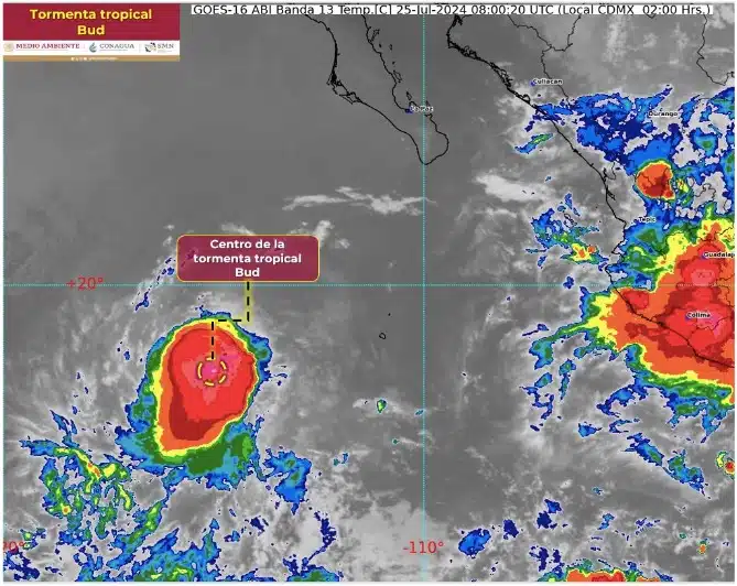 En este punto marca el SMN la posición de la tormenta tropical Bud en el océano Pacífico.