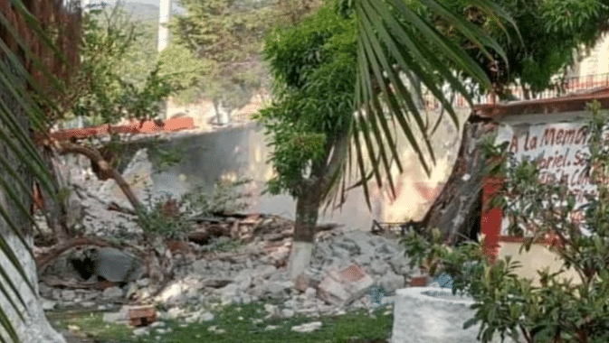 Reportanfuerte explosión en Escuela Normal de Ayotzinapa