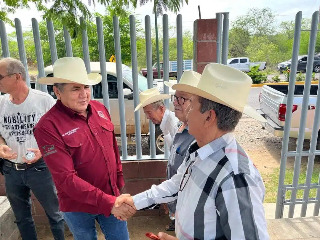 Ganaderos de Sinaloa se reunirán con el gobernador para plantear problemáticas del sector