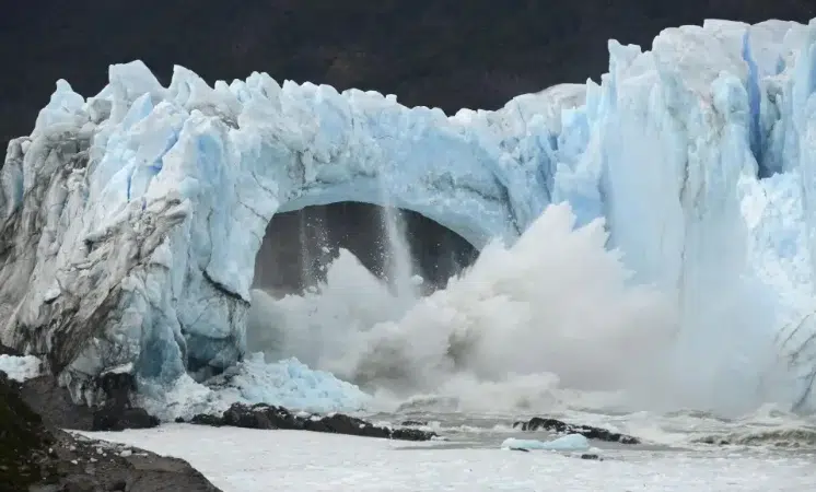 Alertan por acelerado deshielo de los glaciares en Alaska