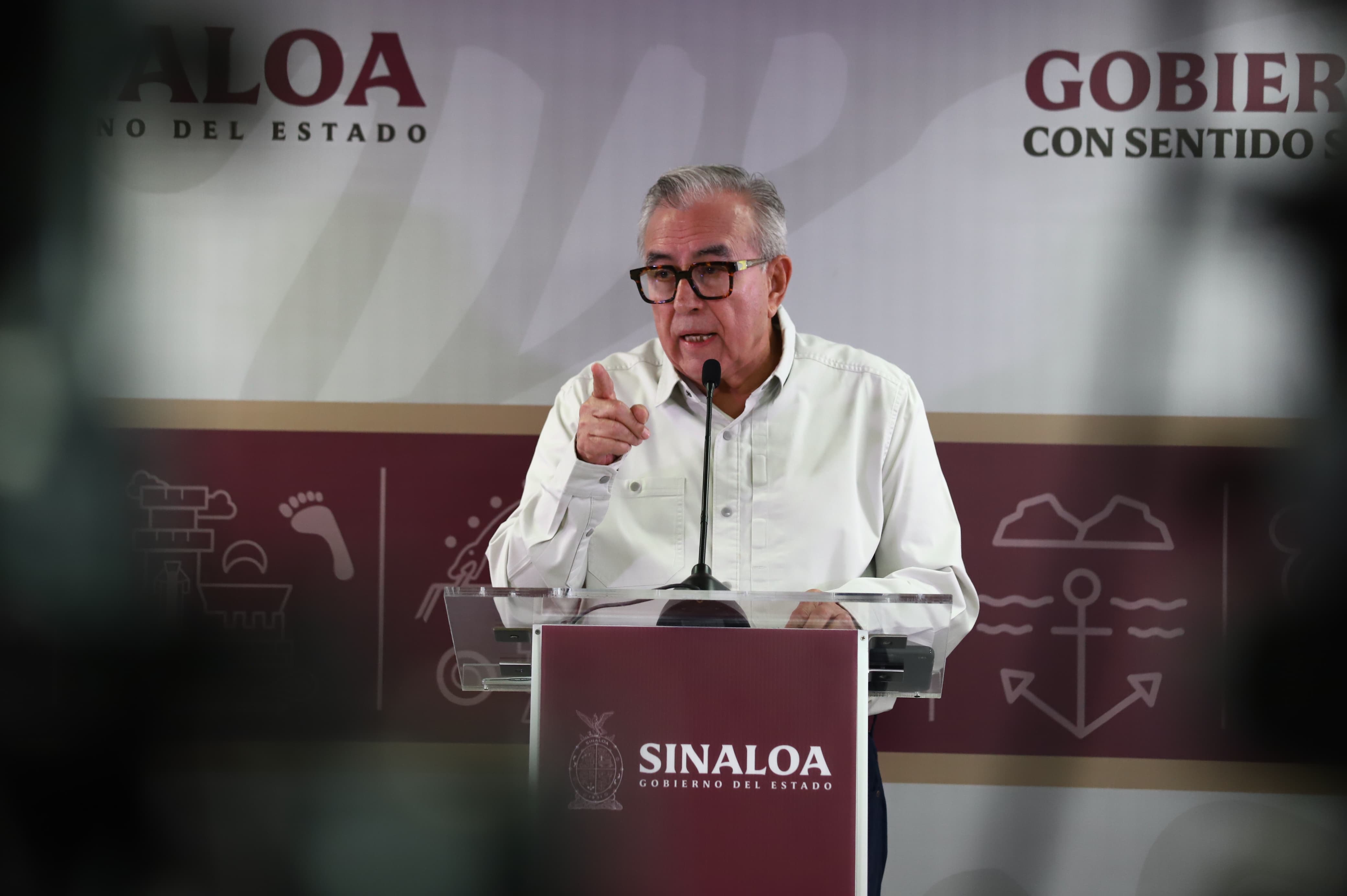 Gobernador Rubén Rocha Moya