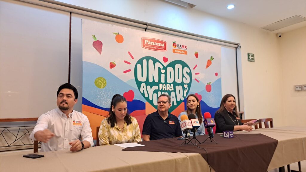 Grupo Panamá en conferencia de prensa con los medios de comunicación en Culiacán