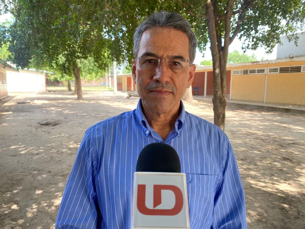 Jaime Carlos Hernández, jefe de los Servicios Regionales del Petatlán, en entrevista con Línea Directa en Guasave