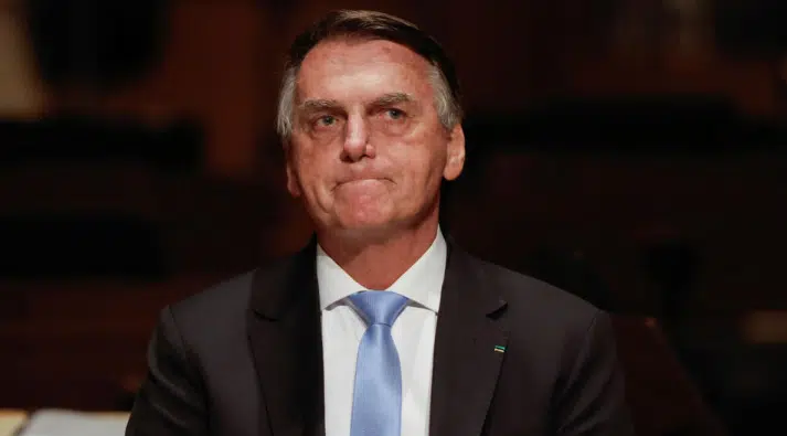 Investigan a Bolsonaro por vender joyas recibidas como presidente de Brasil; su valor sería de 1.2 mdd