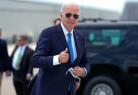 Joe Biden se recupera del Covid-19 y regresa a Washington