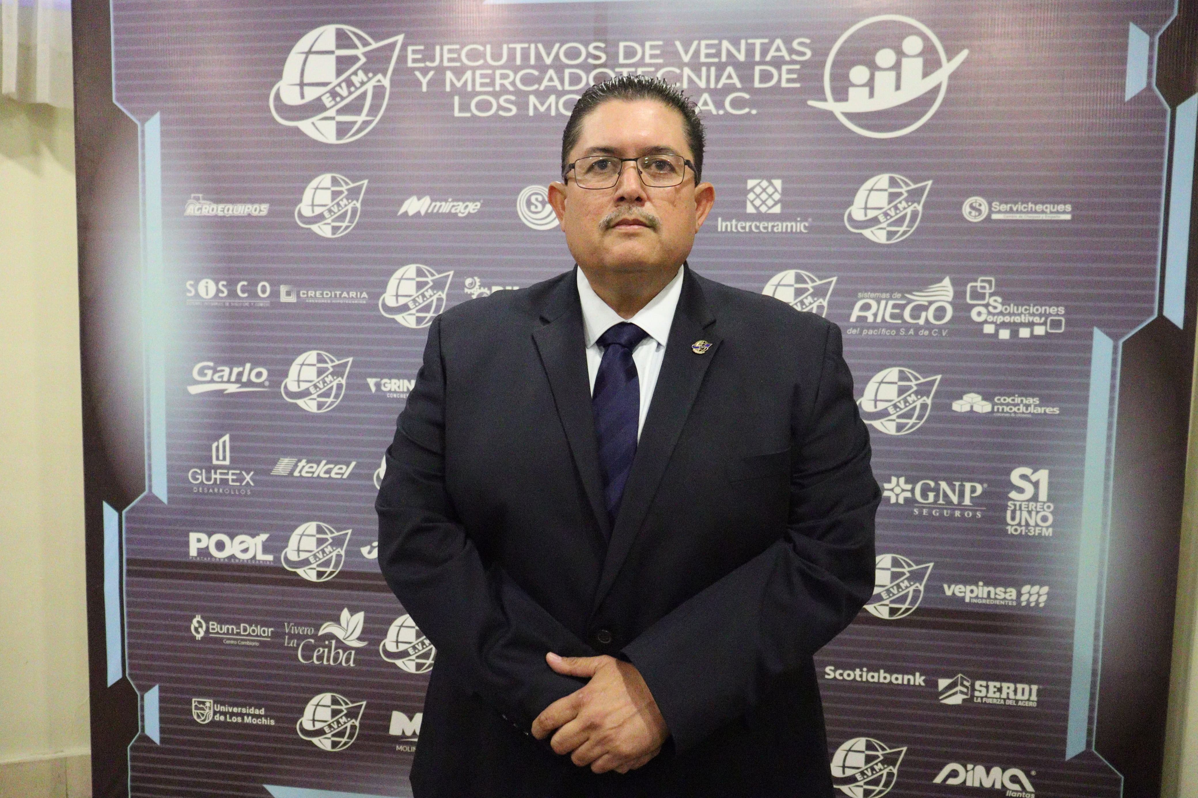 José Eleazar Iribe León, nuevo presidente de Ejecutivos de Ventas y Mercadotecnia Los Mochis A.C.