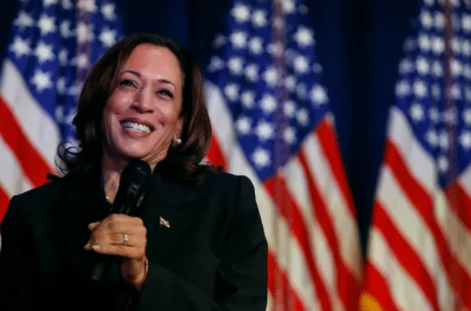 Kamala Harris logra recaudar 200 mdd en su primera semana de campaña