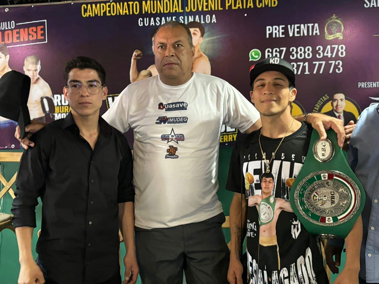 Karim Arce y Kevin Villanueva en la conferencia de prensa en Guasave