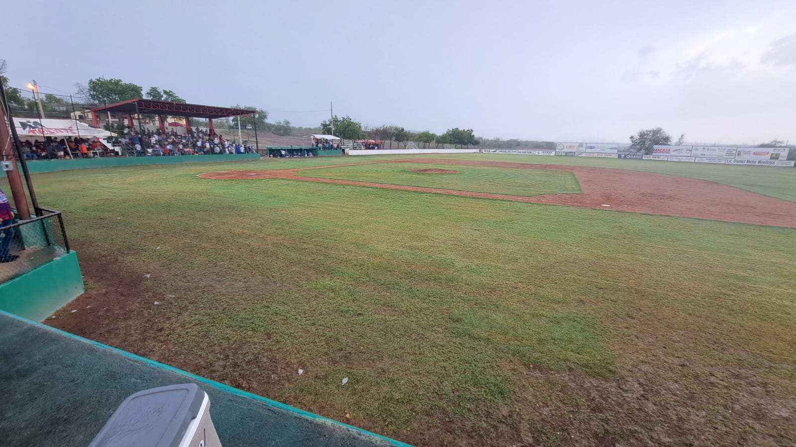 Juego entre Garbanceros de Guamúchil y Águilas de La Trinidad