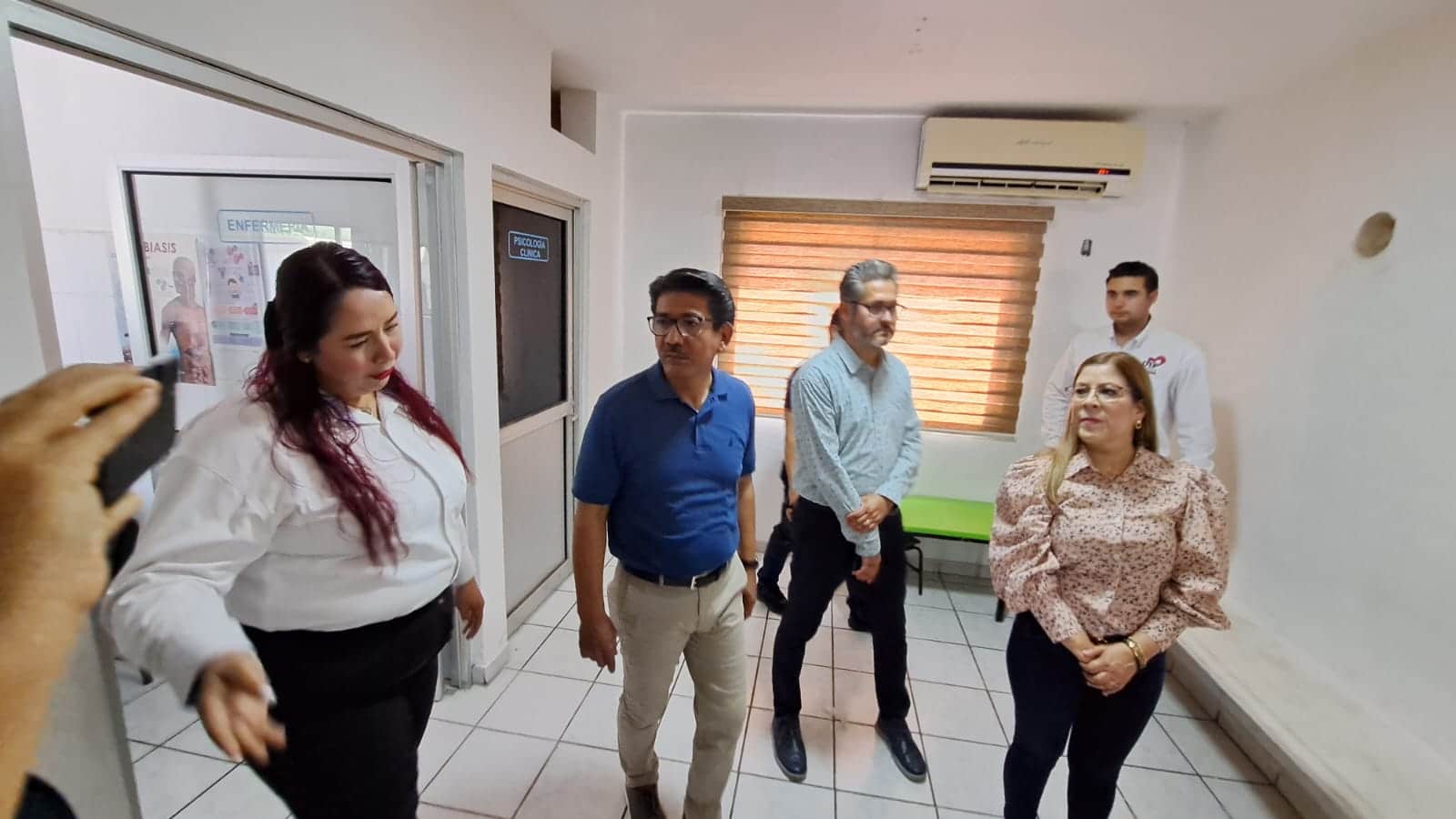 Martín Ahumada Quintero, presidente municipal, en la entrega del Sistema DIF Guasave después de que fue remodelado