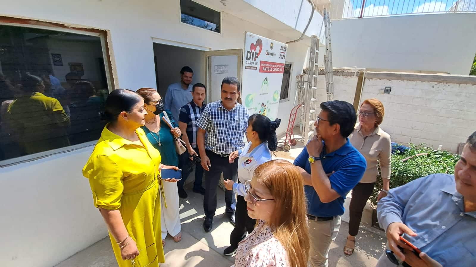 Martín Ahumada Quintero, presidente municipal, en la entrega del Sistema DIF Guasave después de que fue remodelado