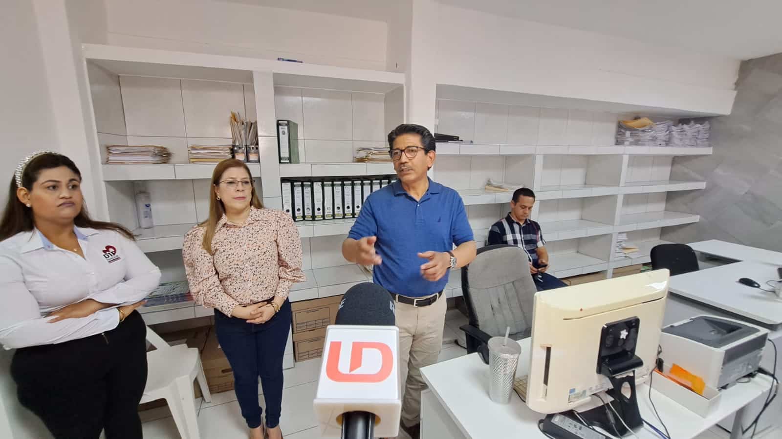 Martín Ahumada Quintero, presidente municipal, en la entrega del Sistema DIF Guasave después de que fue remodelado