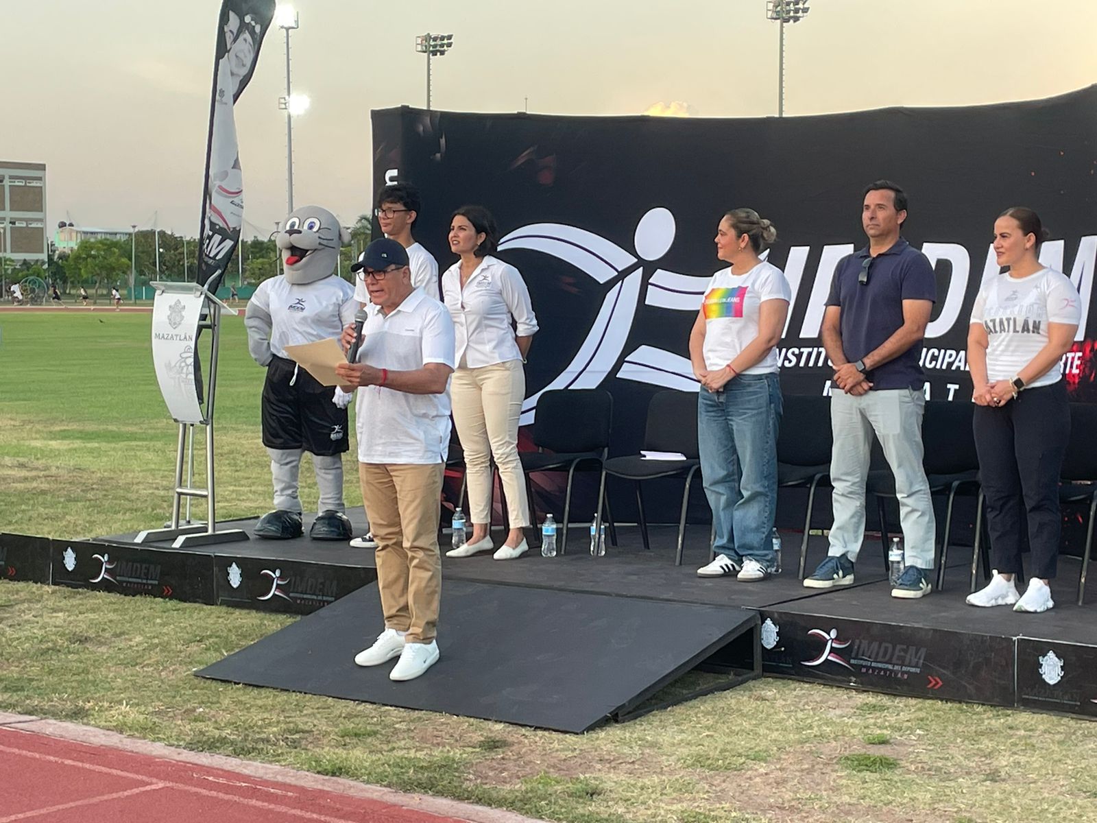 Acto cívico para los paratlecas mazatlecos que participarán en los Juegos Paranacionales Conade 2024