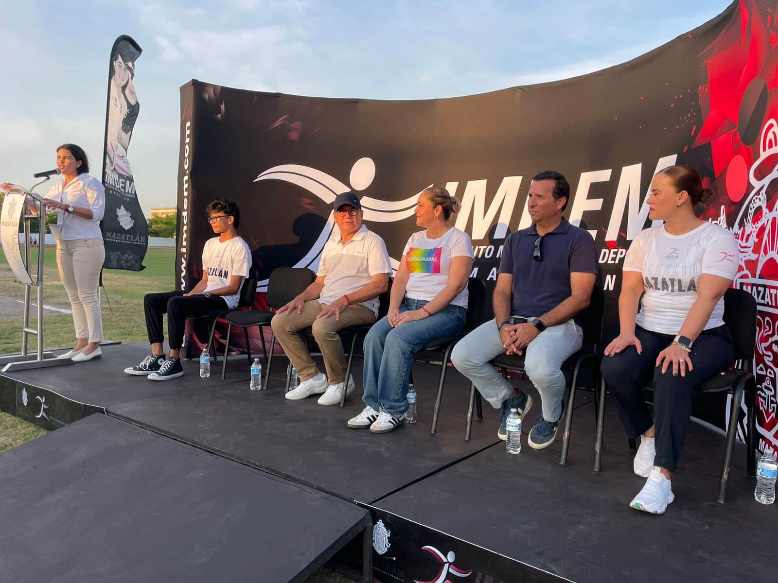 Acto cívico para los paratlecas mazatlecos que participarán en los Juegos Paranacionales Conade 2024