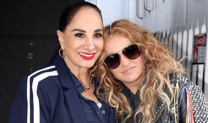 Paulina Rubio dedica mensaje a Susana Dosamantes a 2 años de su muerte
