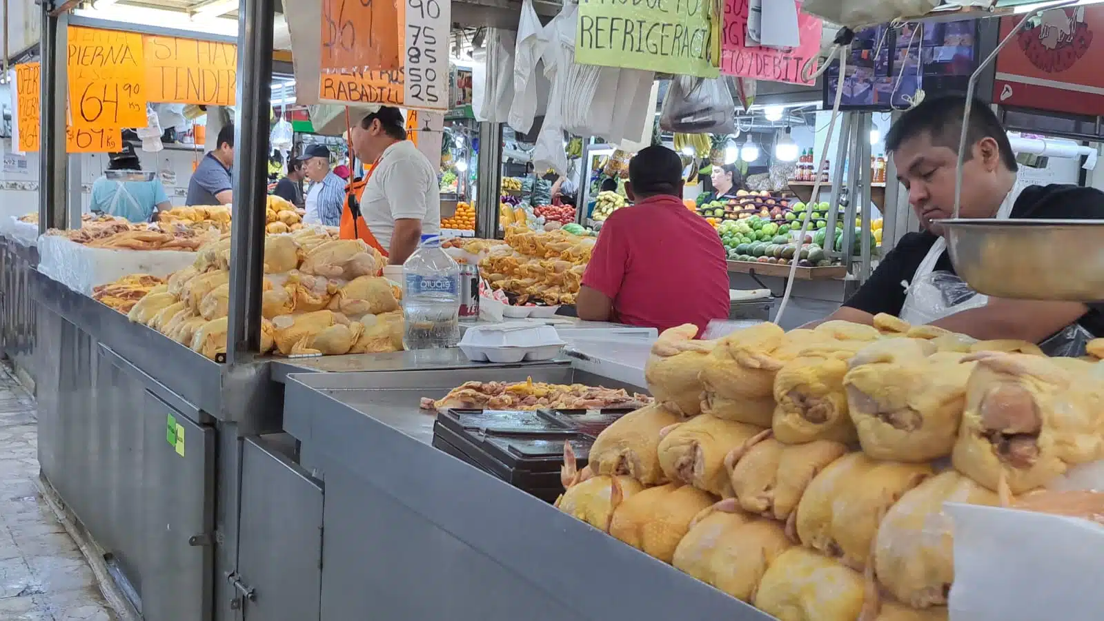 Puestos del mercado Garmendia en Culiacán