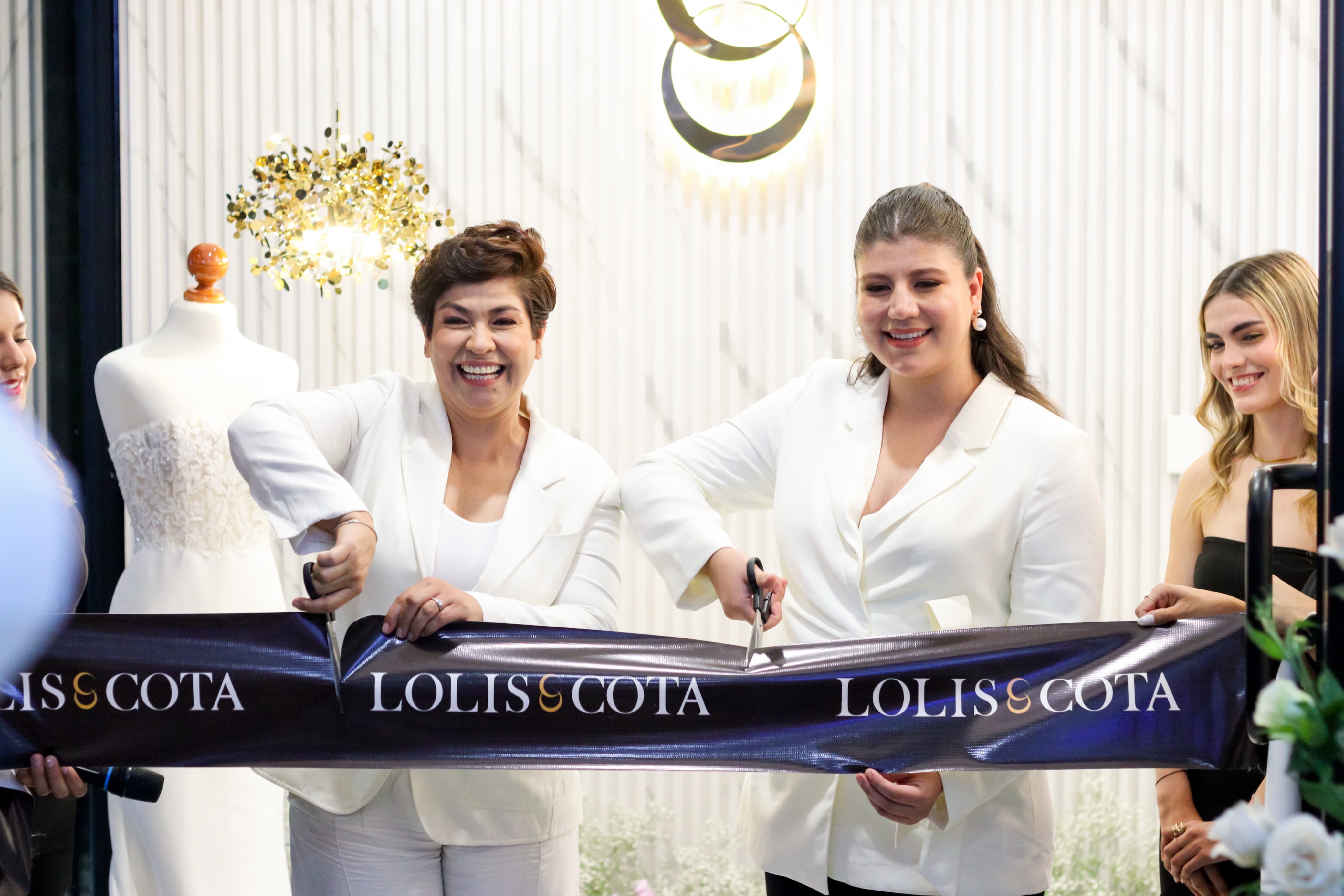 Reopening de Lolis Cota Novias