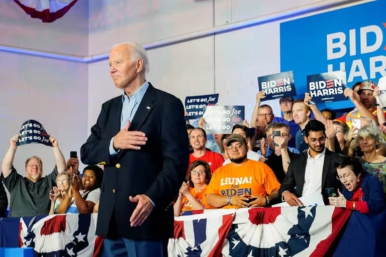 Sigo en la carrera y derrotaré a Trump Pese a críticas, Biden aclara que no renunciará