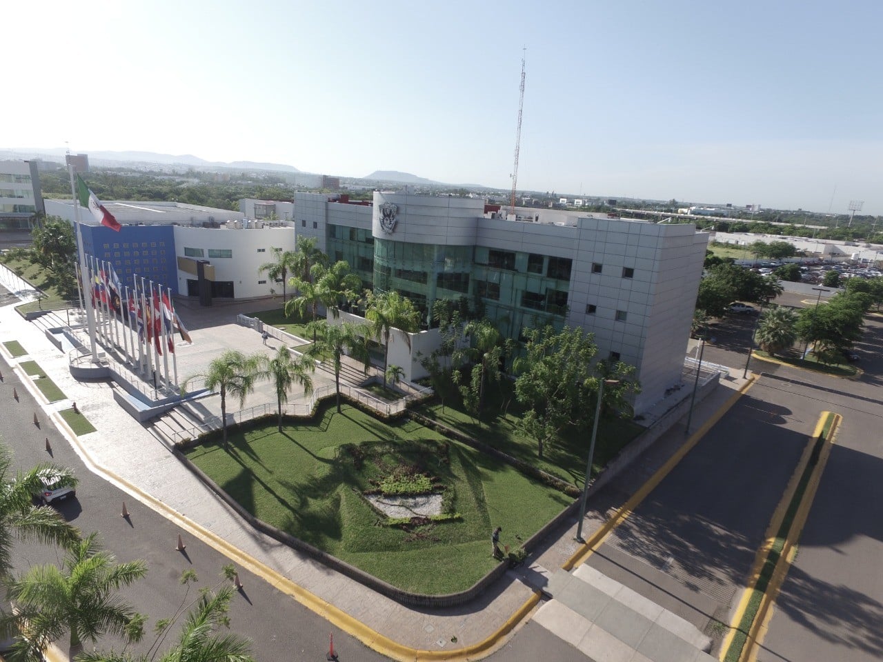 Vista aérea de la Rectoría de la UAS en Culiacán