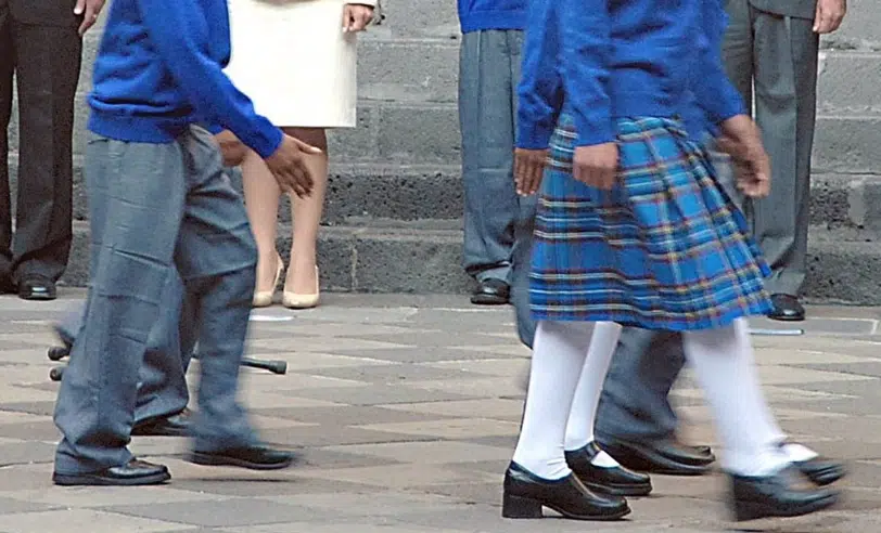 Congreso de Morelos aprueba uso de uniforme escolar neutro