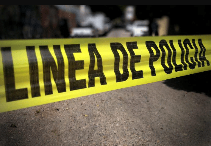 Hallan 3 cuerpos sin vida en estacionamiento de Acapulco