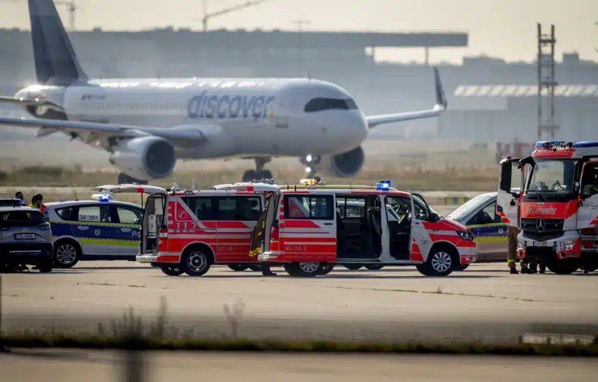 Ambulancias y policías alemanes acuden al Aeropuerto de Frankfurt