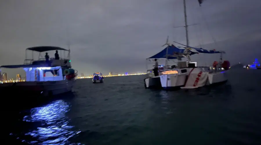 Choque de catamaranes en Mazatlán