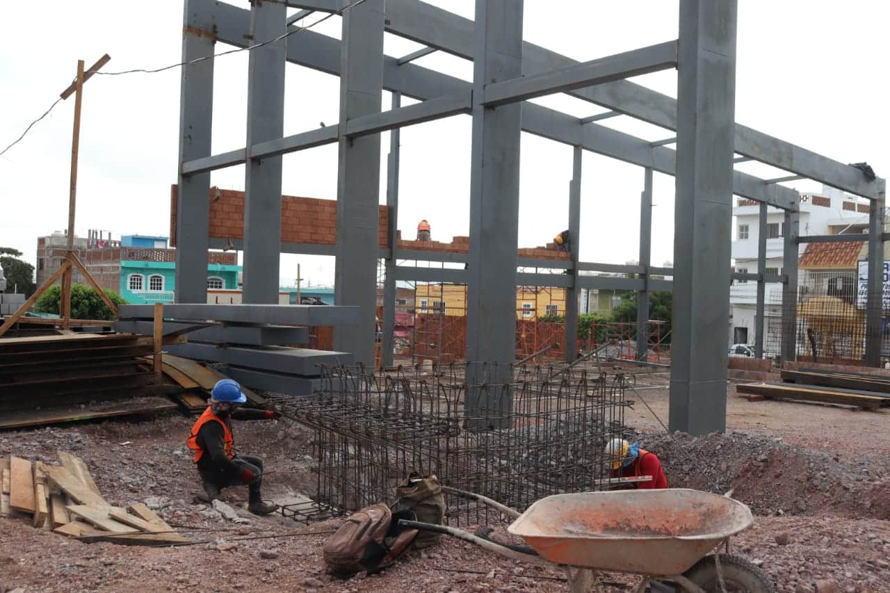 Trabajadores en construcción