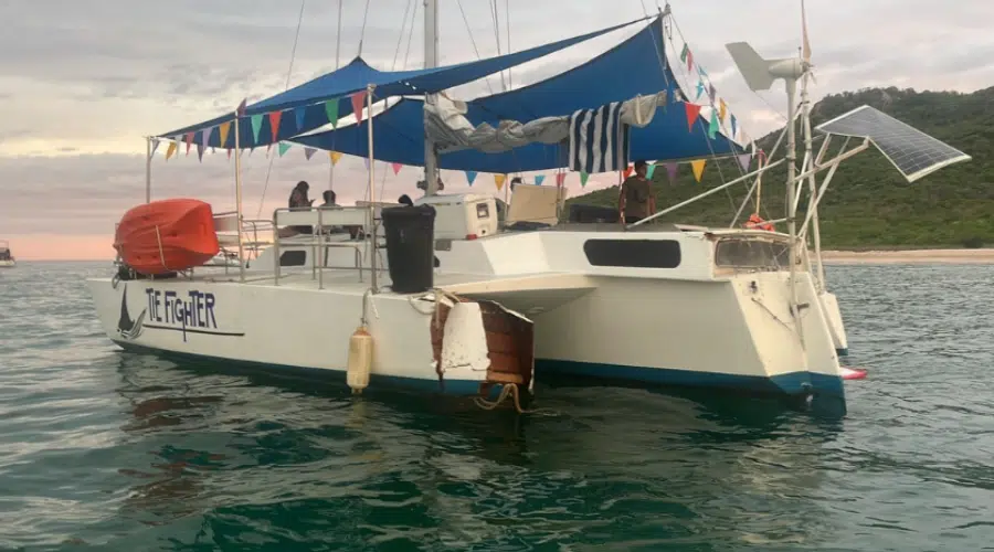 Choque de catamaranes en Mazatlán