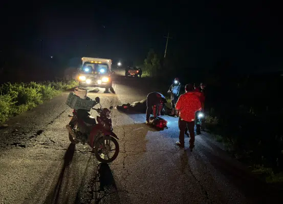 Motociclista lesionado tras chocar contra vaca en la carretera en el Bajío, Mazatlán