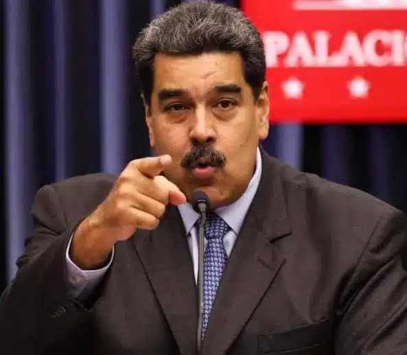 Ante presión, Maduro ofrece entregar la totalidad de las actas electorales