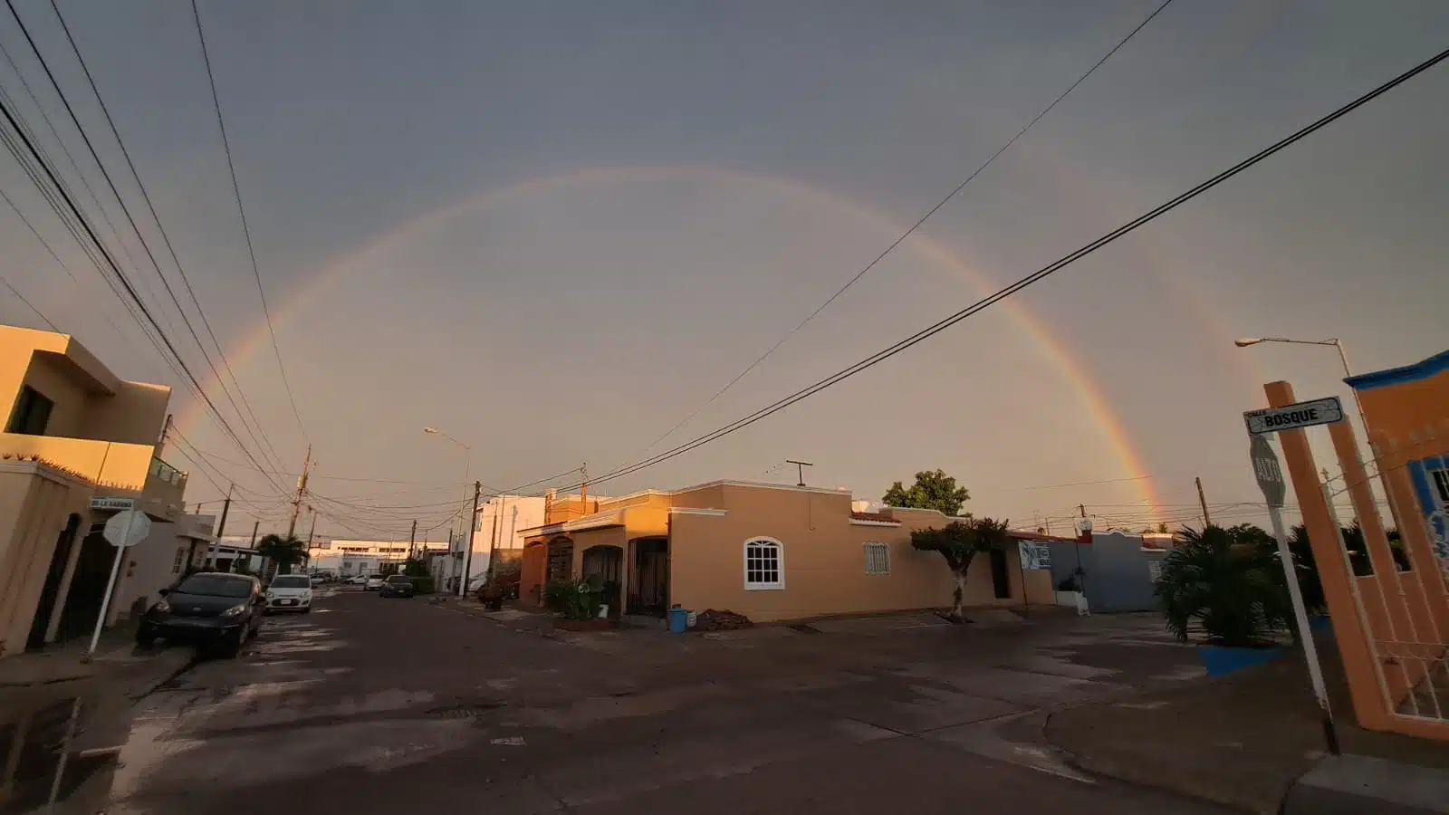 Arcoíris amanece en Mazatlán