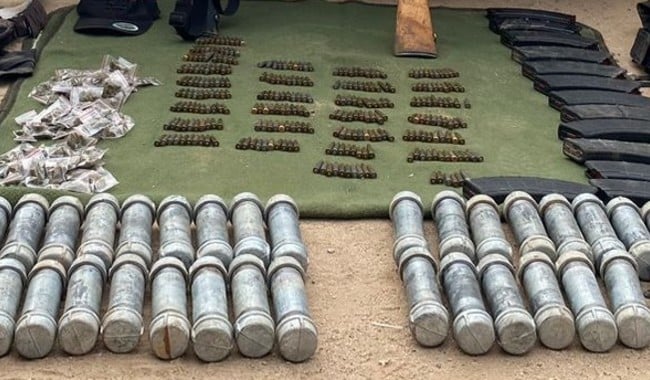 Armas y explosivos decomisados