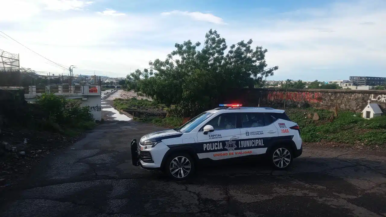 Cierran acceso a Juntas de Humaya por desborde de Presa Derivadora